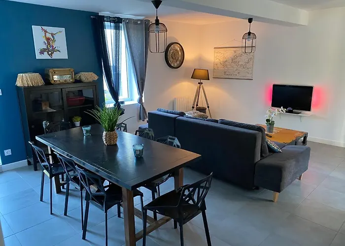 La Bigardiere Nyaraló *